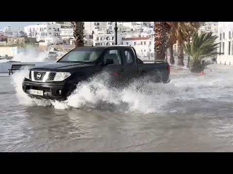 Tinos Port live cam