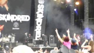 Skindred - Selector (mashup) LIVE at Download 2011