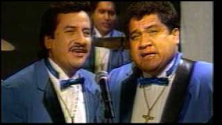 Los Caminantes "Todo Me Gusta De Ti"