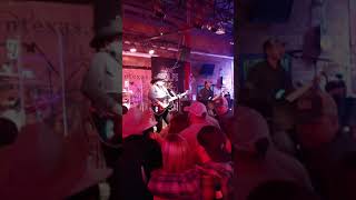 Jon Wolfe - Girl like you (live at the Mule Barn, Justin, Tx. 2021) #JonWolfe