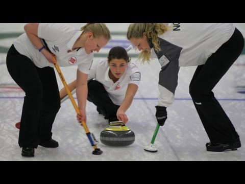 CURLING: World Junior Chps 2013 - Women Draw 1 NOR-RUS