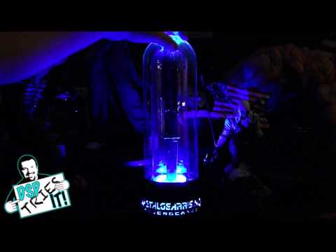 DSP Tries It Ep. 11 - Metal Gear Rising Revengeance Plasma Lamp
