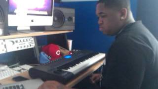 dj mustard goin in on a beat live