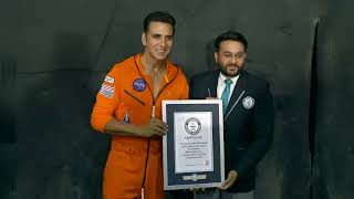 SELFIEE | Akshay Breaks The Record