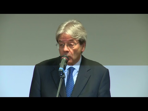 Gentiloni visita l’azienda ospedaliera universitaria Careggi a Firenze