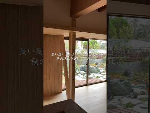 ポーチ、テラス、またはベランダのある家の外観デザイン  庭園