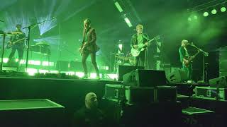 Queens of the Stone Age - Misfit Love (Live in Winnipeg)