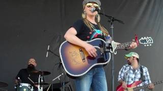 Sunny Sweeney - You Don&quot;t Know Your Husband
