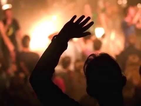 Oferta de Amor - Venho Senhor minha vida oferecer. Ministério Koinonya. Música de Willen Soares.