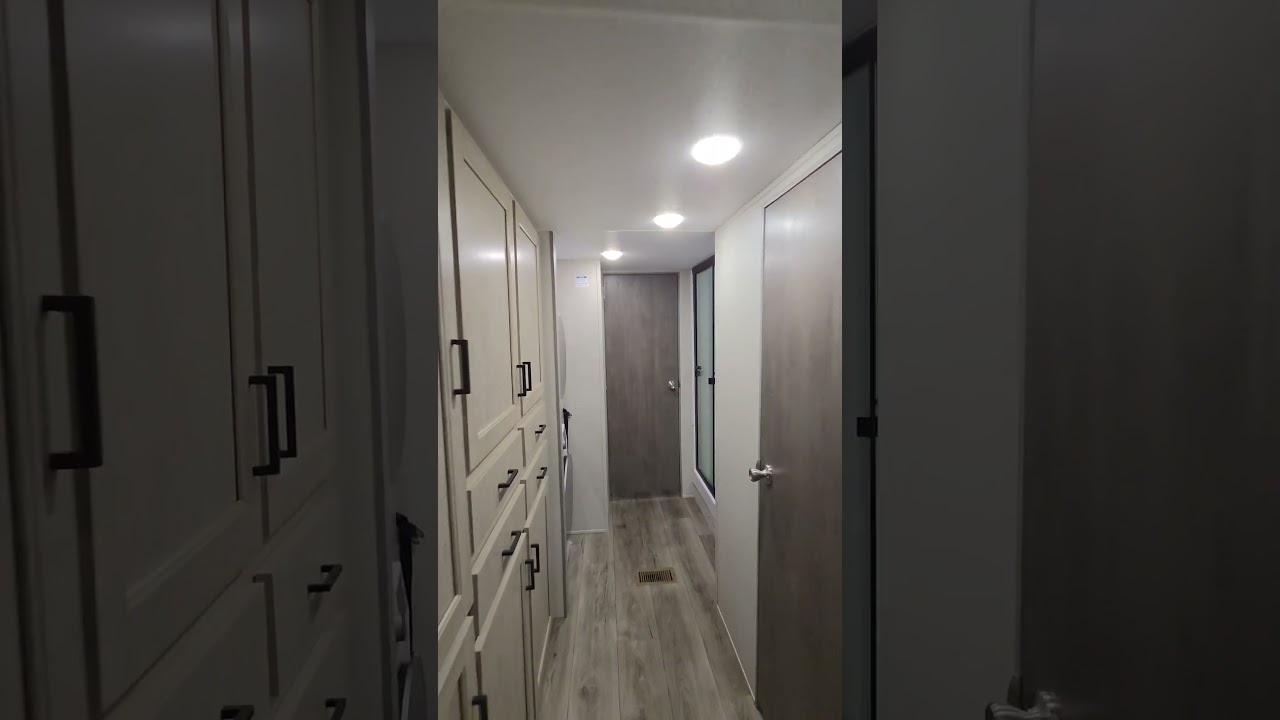 2026 Coachmen Catalina Destination w/Loft 35FME DESTINATION TRAILER