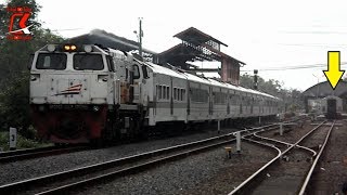 preview picture of video 'Spesial Aktivitas Kereta Api Lokomotif CC 206 di Stasiun Kutoarjo'