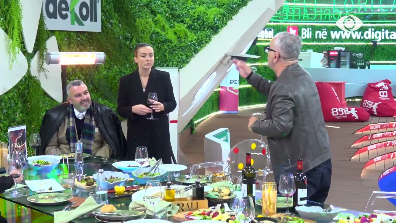 Ti je vegël e tij/ Artani i drejtohet Juelës për Rogertin