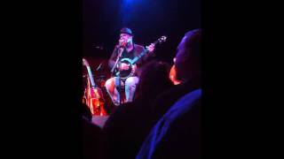 Hurt - Alone with the Sea - Live in Chicago (Acoustic)