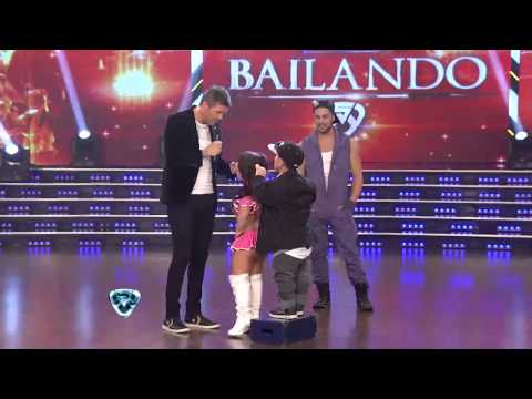 Noelia Pompa y Maldito Peke en Showmatch 2014