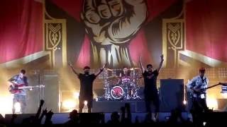 Prophets of Rage - No Sleep Till Brooklyn (Cleveland) - The Agora - Tom Morello Epic solo during RNC