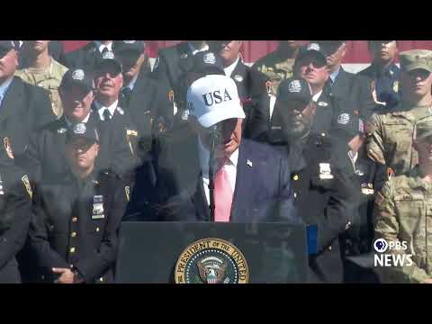 【映像】トランプ氏、グラウンド・ゼロのがれき近くで消防士2人に救助されたと主張 (WATCH: Trump claims he was saved by 2 firemen near Ground Zero wreckage)