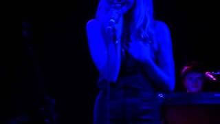 Numb - Diana Vickers Live at The Manchester Academy 19/05/2010
