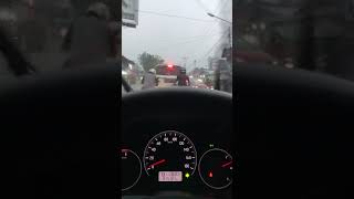 Download lagu story nyetir mobil siang hari hujan2 sambil dengar lagi BAHAGIA #ezaedmond #nyetirmobil #hujan mp3