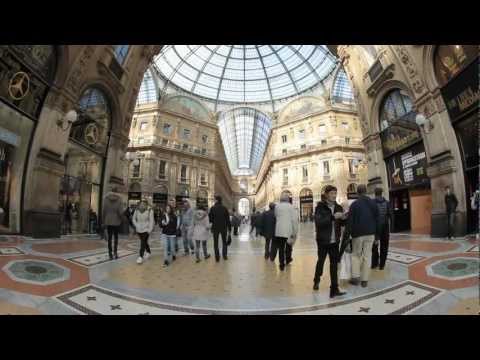 (HD) Shopping in Milano Galleria Vittori