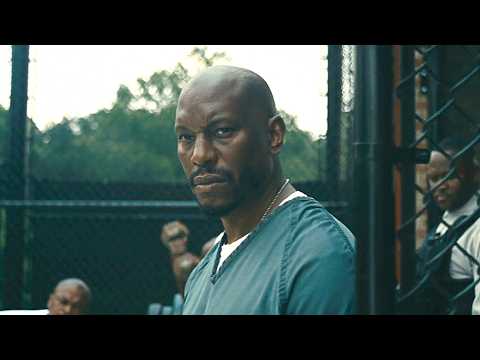 와.. 미쳐버린 화끈함으로 17분을 순삭시키는 《전직 특수요원 아빠를 건드려버린 교도소장의 최후...》 미개봉 범죄 액션 [영화리뷰 결말포함]