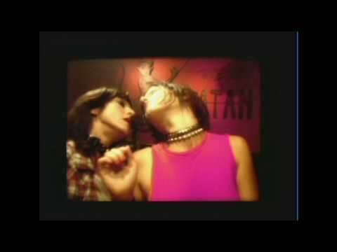 Ratones Paranoicos - Sigue Girando (video oficial) [HD]