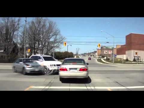 SEKAISIN JÄRJESTYKSESTÄ