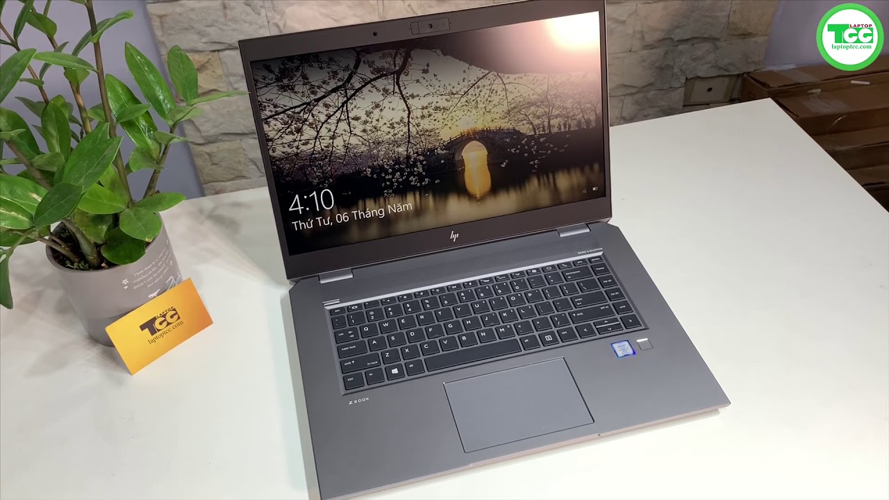 HP ZBook Studio G5 / i7-8850H / RAM 16GB / SSD 256GB / 15.6 4K/ P1000