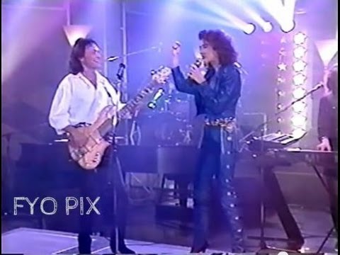 CÉLINE DION & BREEN LEBOEUF 🎤🎤 Mes Blues Passent Pus Dans Porte 🎶 (Live) 1989