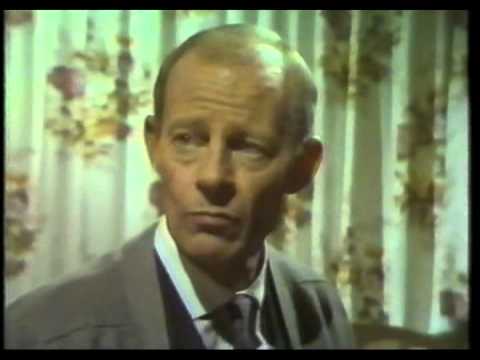 How We Used to Live   1936 1953   03   Holiday With Pay