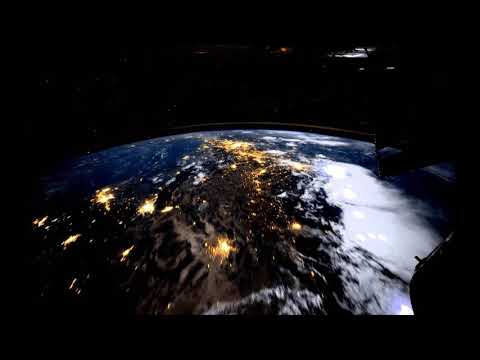 Urs Wild - Leaving Earth Behind EP