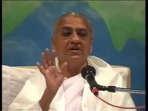 Dadi Gulzar' Dharna Class with English Translation