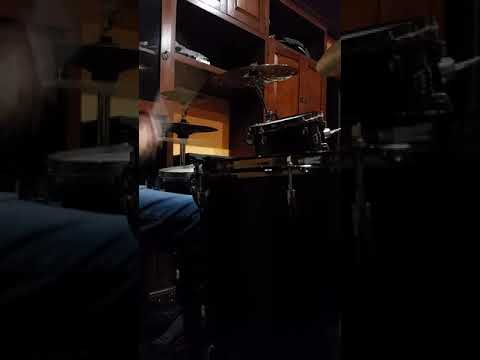 ED solo X-Drum, Yamaha Live Custom; piatti DIRIL SG20171124 195014