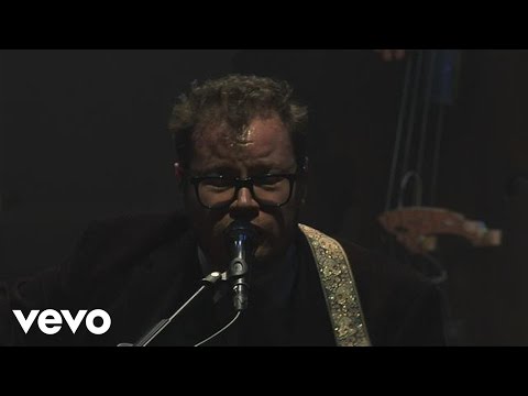 Video thumbnail for Sin Cargo de Conciencia (Acústico)