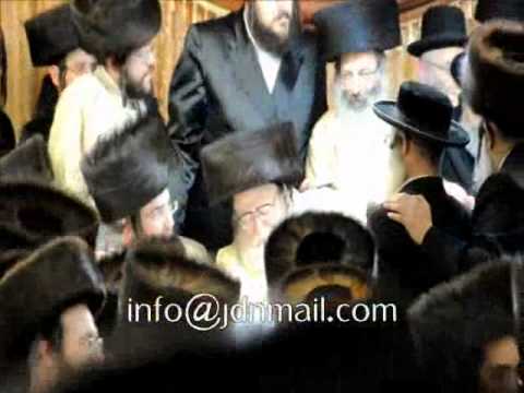 Toldos Avrohom Yitzchok Wedding Kislev 5772