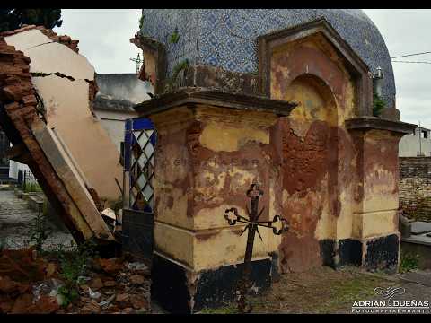 La boveda derrumbada del cementerio de San Antonio de Areco