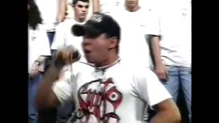 Raimundos no Programa Livre - Andar na Pedra (1998)