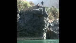 preview picture of video 'Wadi Al Arbeein - Cliff Jumping'