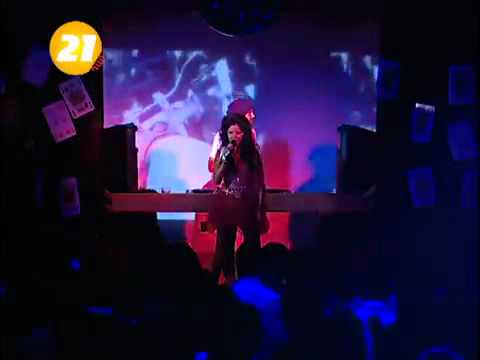 MARI - Love you like a love song.