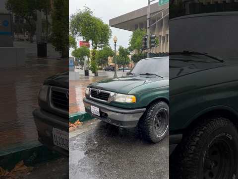 Mazda b2500
