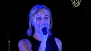 Hooverphonic - Intro / Every Time We Live Together (live in Lowlands 2001)