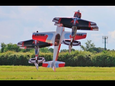 REVOLUTION P3 X 2 - EXTRA 300 HANGAR 9 3D RC TEAM HORIZON AZZA, SONNY, DEANO - WINGS & WHEELS - 2016