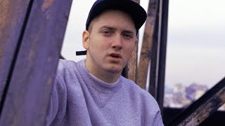 Download lagu Eminem - Rock Bottom 'LEGENDADO' mp3