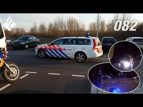 Politie. Aanhouding rijden zonder rijbewijs en onder invloed. Politiecontrole