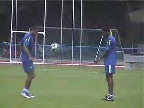 Os Canarinhos (Confederations Cup 2005)