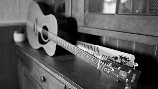 Video thumbnail for The Poor Man's Martin:  Vintage 1969 Yamaha FG-150 Red Label by Reed Jones - Everyman Vintage