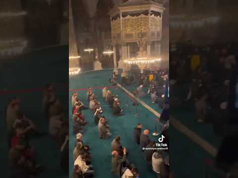 Istanbul masjid morning zikr