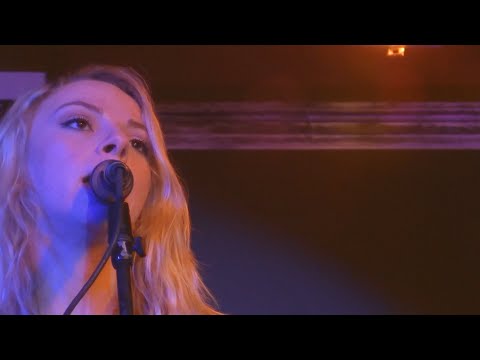 Samantha Fish 2014 10 08 - 3 Cam - Boca Raton, Florida, - The Funky Biscuit - Full Show