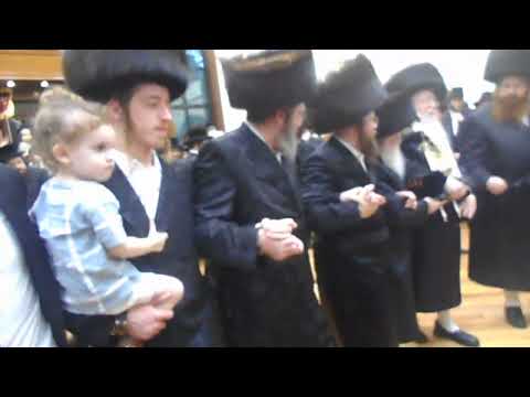 Nickolsburg Rebe, Hagnasas Sefer Torah 5782