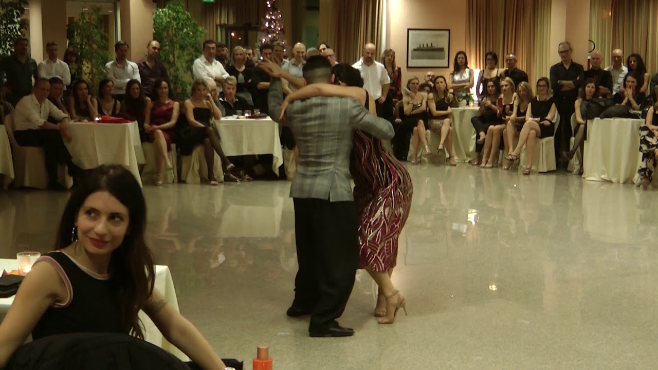 Virginia Pandolfi e Jonatan Aguero - Tango Canyengue - Hotel Barion Bari - TangOn - 16.12.2017  1.5