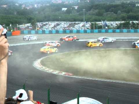 WTCC Race of Hungary 2011 - race 2 start